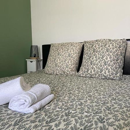 Studio Moderne Et Tout Equipe Bourges Ngoại thất bức ảnh